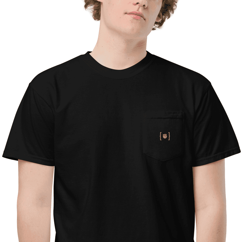 Unisex garment-dyed pocket t-shirt — Black